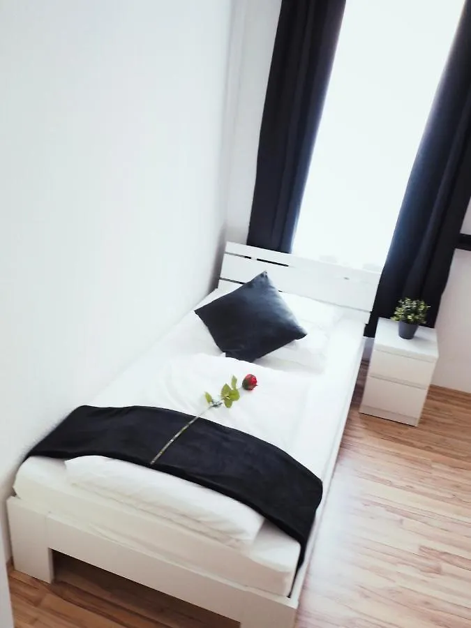 Nuernberg Zentrale Wohnung Mit Wlan 0*, Nuremberg